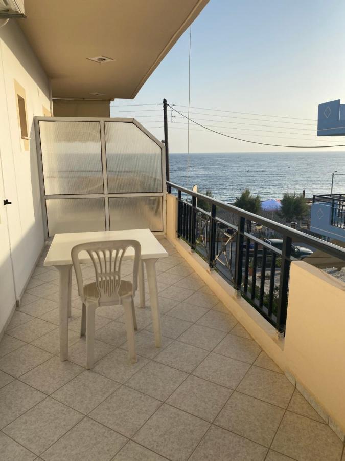 Sindonia Beach Apartment'S Psari Forada Екстер'єр фото