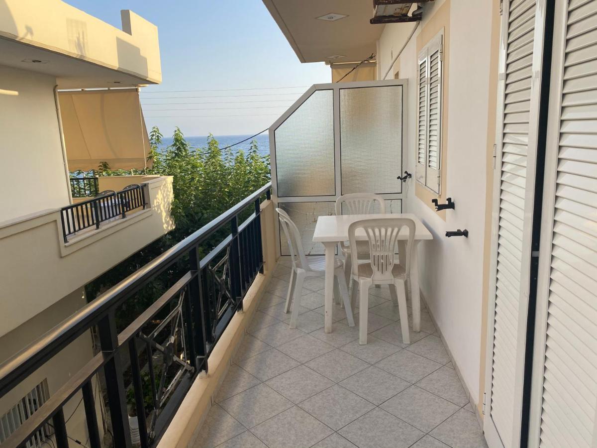 Sindonia Beach Apartment'S Psari Forada Екстер'єр фото