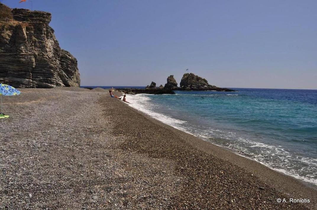 Sindonia Beach Apartment'S Psari Forada Екстер'єр фото