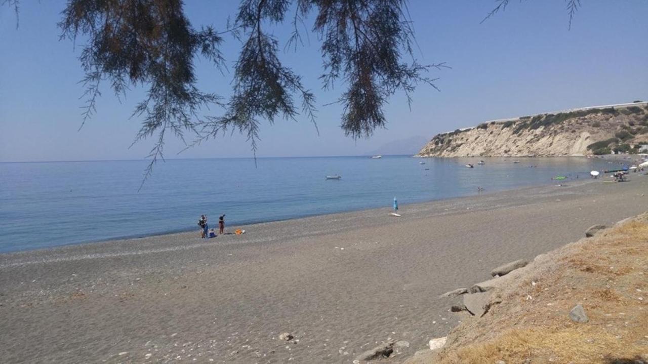 Sindonia Beach Apartment'S Psari Forada Екстер'єр фото